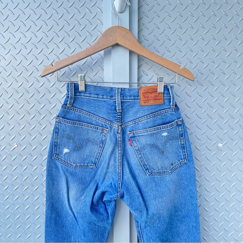 Levi’s 501 - Picture 5 of 7